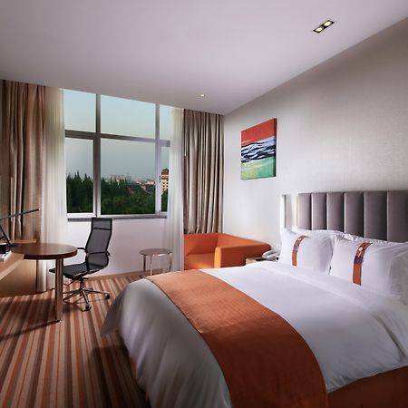 Holiday Inn Express Yangzhou City Center By Ihg Екстер'єр фото