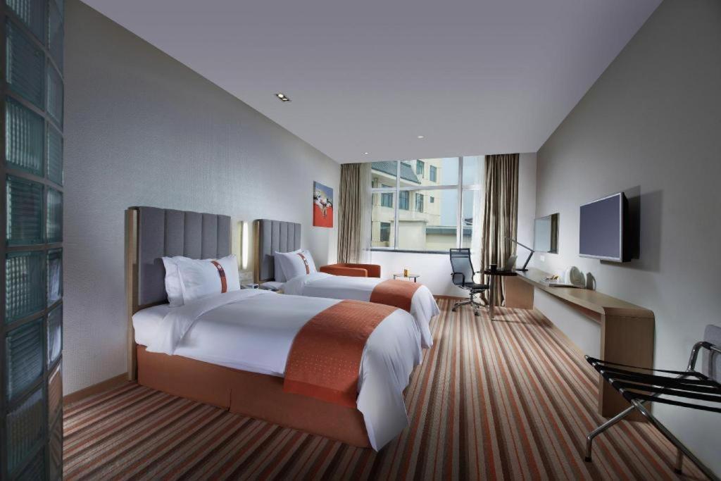 Holiday Inn Express Yangzhou City Center By Ihg Екстер'єр фото
