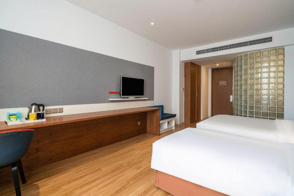 Holiday Inn Express Yangzhou City Center By Ihg Екстер'єр фото